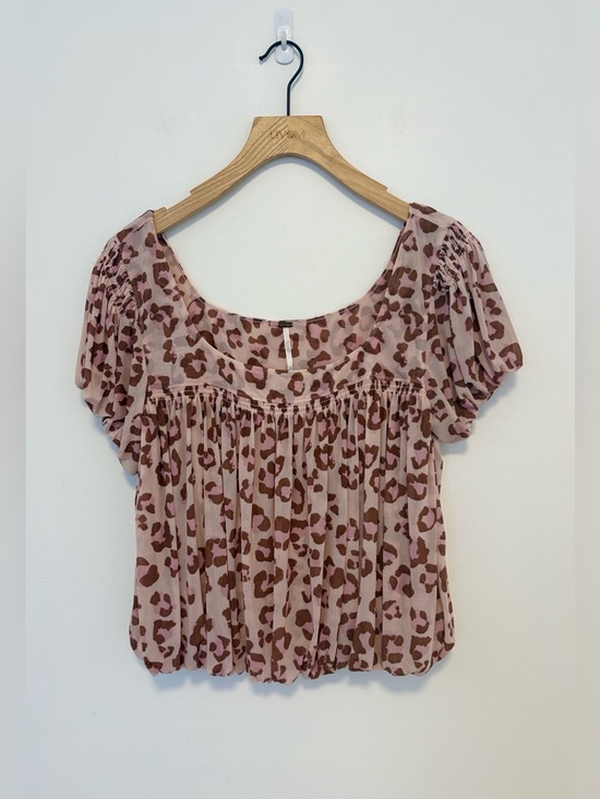 Free People Meg's Blouse Blush Pink Leopard Print Top , sz : medium - Picture 10 of 11